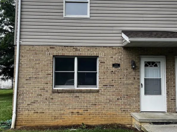 238 Trimble Ave, Martinsburg, WV 25404