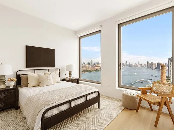 8 S 4th St #9D, Brooklyn, NY 11249