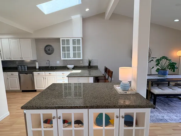 579 S Sierra Ave Unit 18, Solana Beach, CA 92075