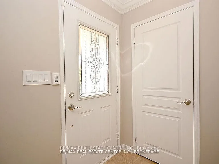 2343 Pine Glen Rd — Photo 4