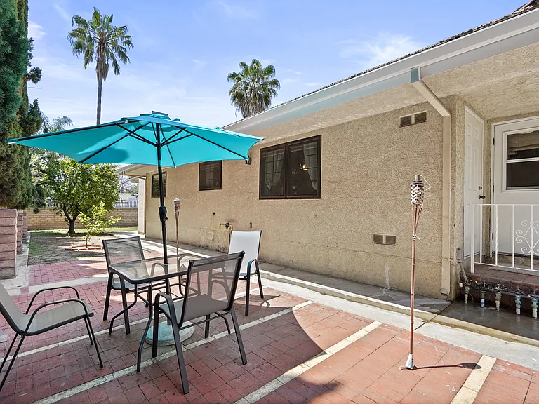 10307 Donna Ave — Photo 14