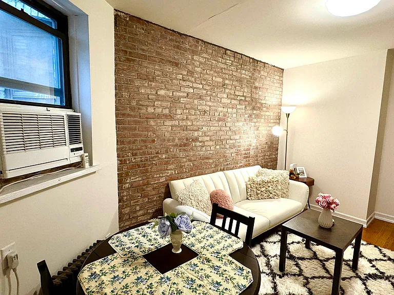 420 E 83rd St #5E — Photo 10