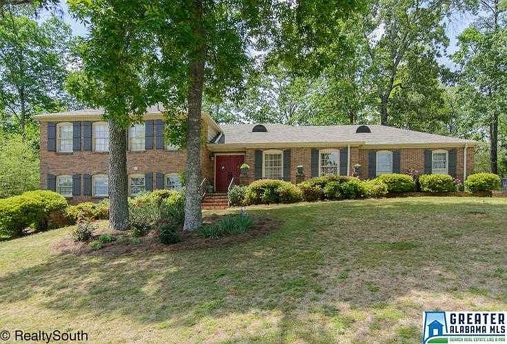 1st image of 676 Paden Dr
