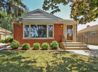 9117 New England Ave, Morton Grove, IL