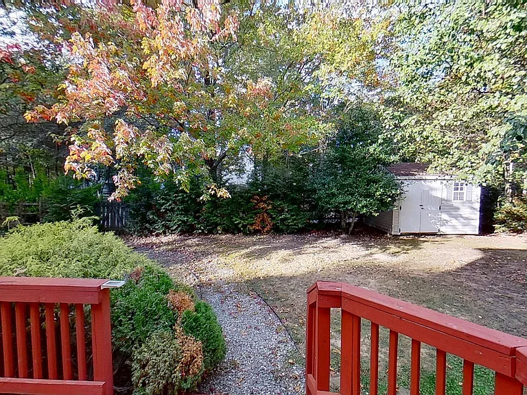 5911 Herring Ct — Photo 12