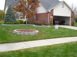 28387 Gamble Rd, Chesterfield, MI 48047