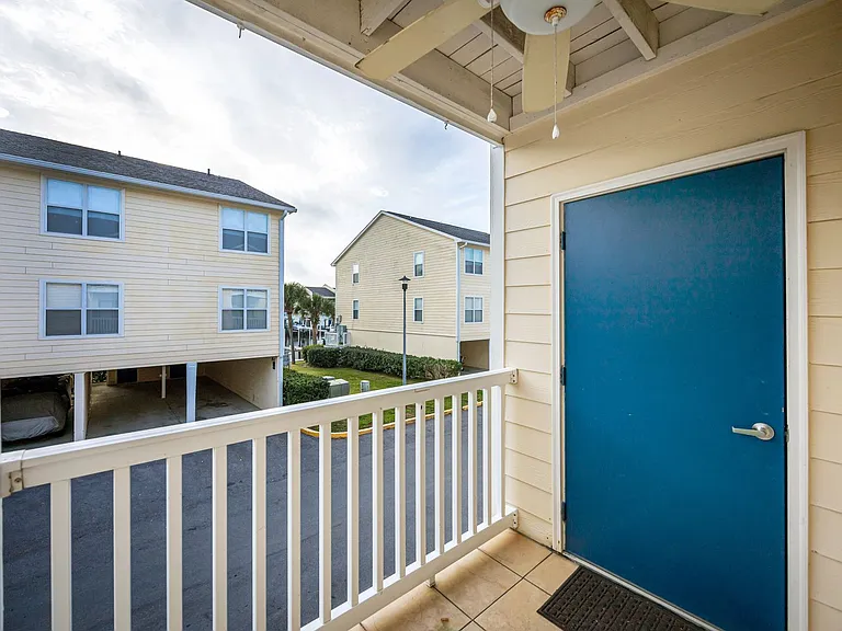 2421 Beachview Dr #G-13 — Photo 45
