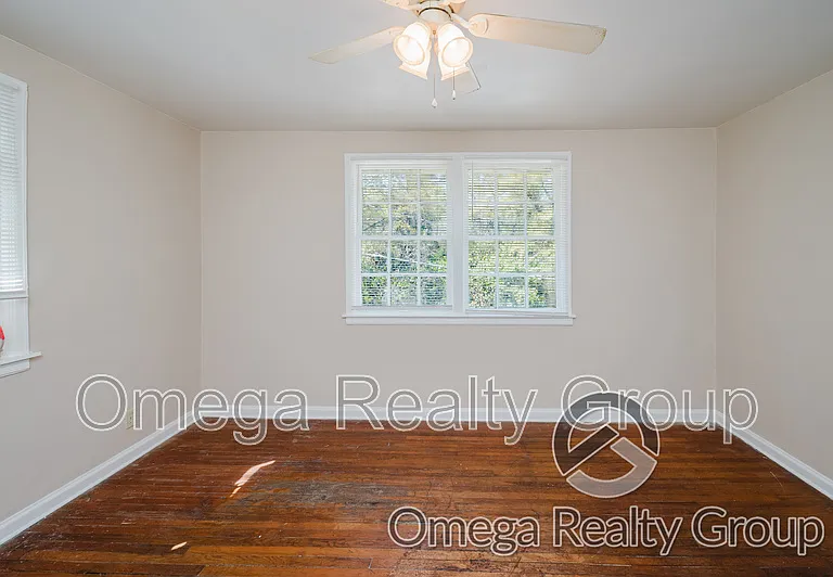 1026 Pershing St #C — Photo 12