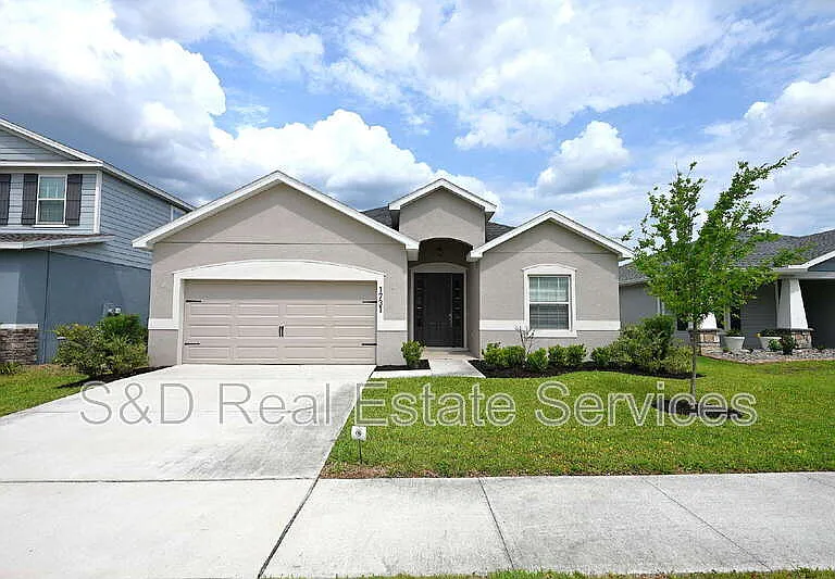 1731 Oceania Ave — Photo 1