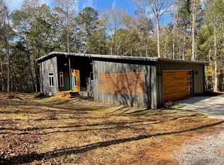 3653 Barnett Shoals Rd, Athens, GA 30605