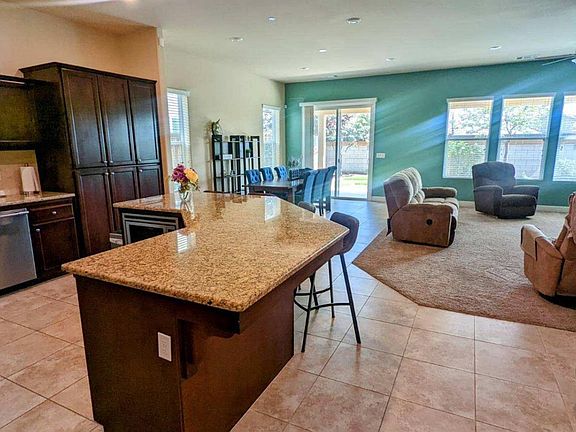 4th image of 9505 Mountain Aspen Ln