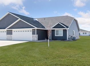609 Field Point St, Roberts, WI 54023