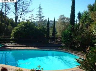 4524 Oak Hill Rd, Oakland, CA 94605