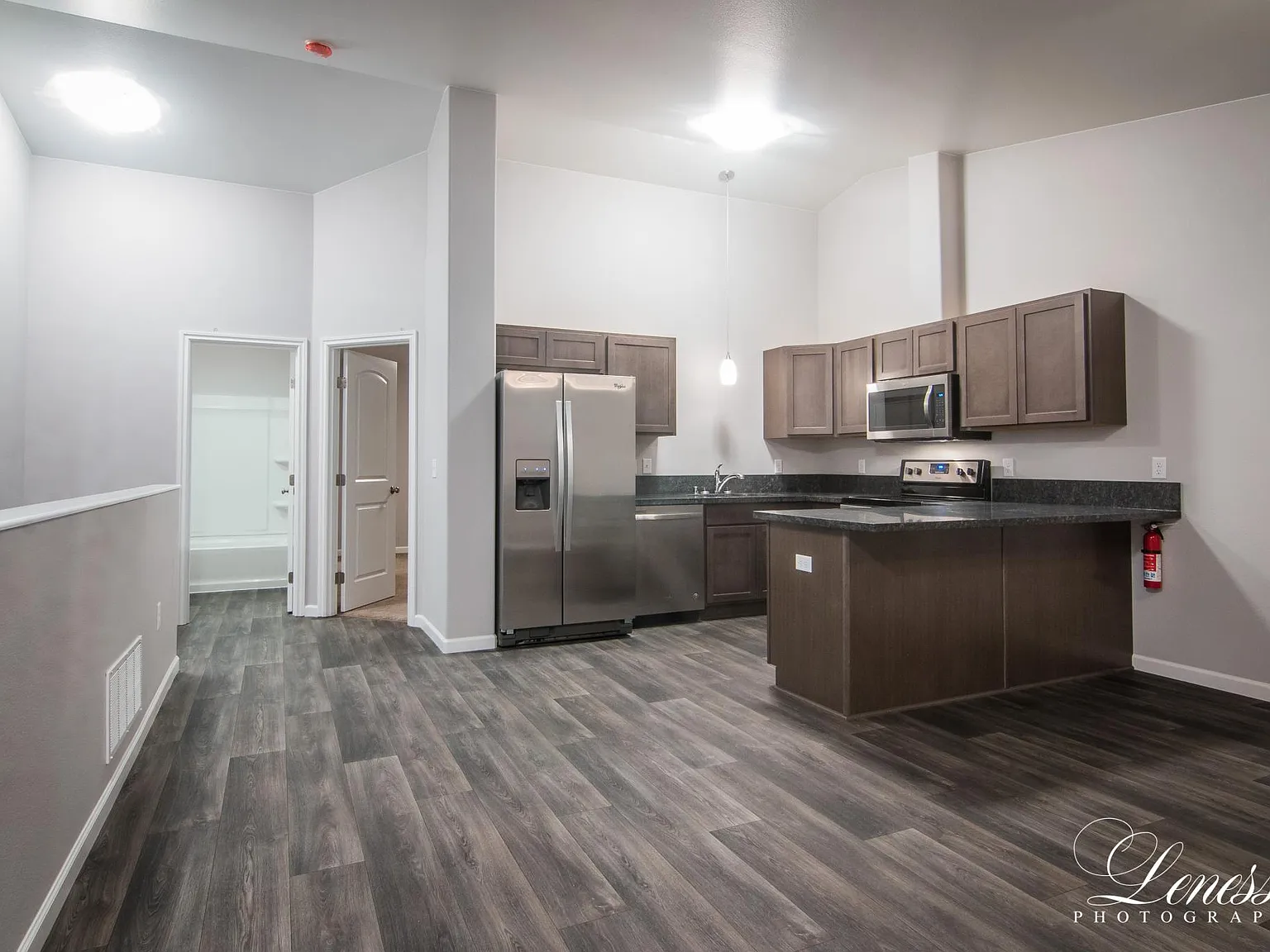 2 bed, 1275 sqft, $1,750 — Photo 3