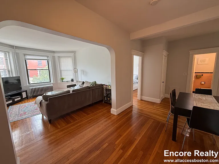 175 Harvard St #12A — Photo 17