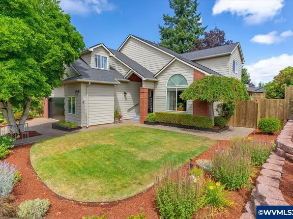 1797 Berndt Hill Dr S, Salem, OR 97302