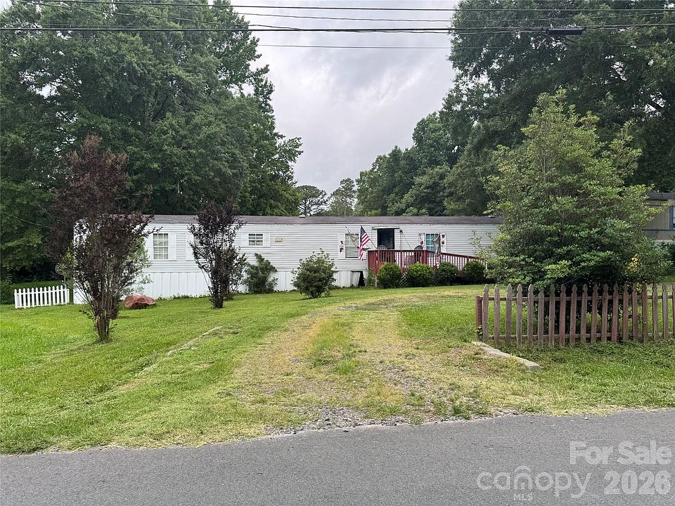 1st image of 4720 Friendship Dr