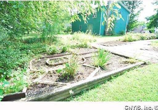 5th image of 107 Teaslewood Ln