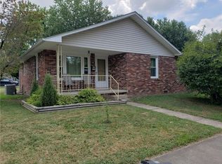 729 S Vine St, Seymour, IN 47274