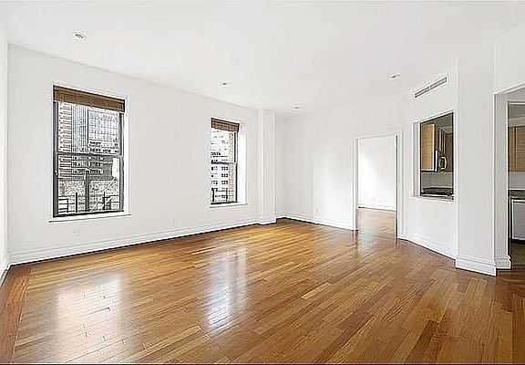 4th image of 154 W 70th St APT 9L