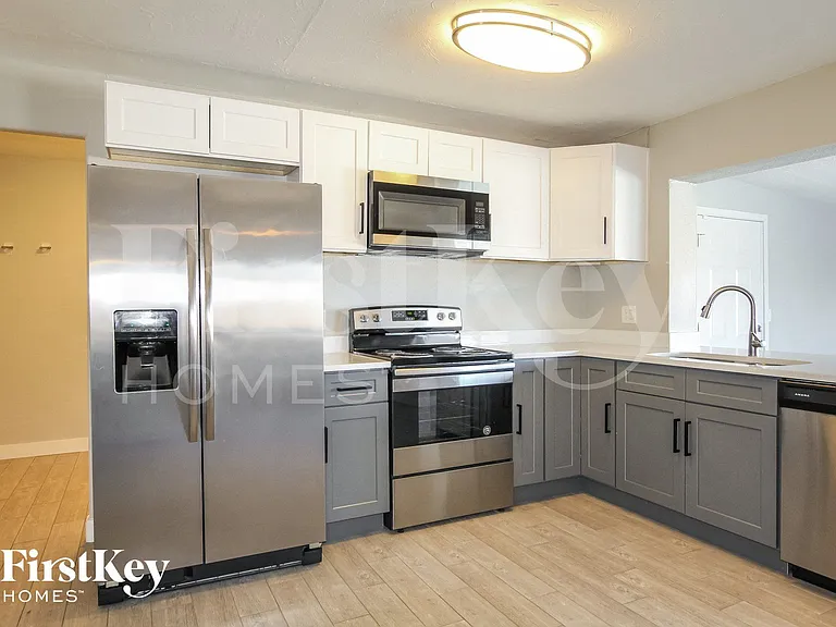 4112 W Camino Acequia — Photo 5