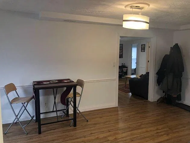 3 bed, 1300 sqft, $1,100 — Photo 4