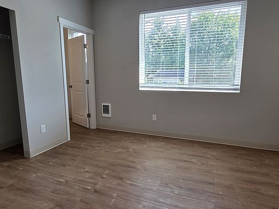 5th image of 1209 10th St #B203