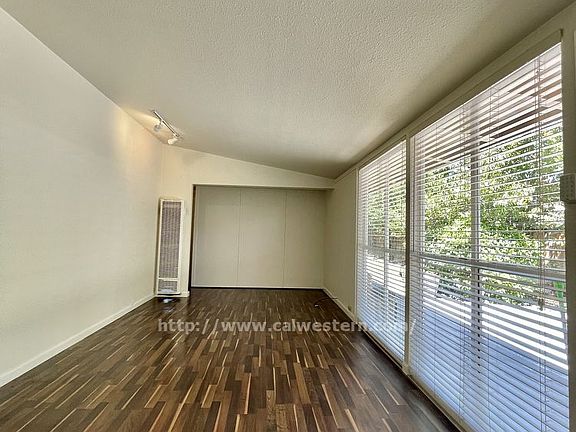 3rd image of 10375 Wunderlich Dr