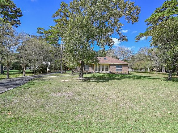 2nd image of 1302 Mere Dr