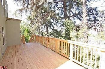 1st image of 829 Maltman Ave