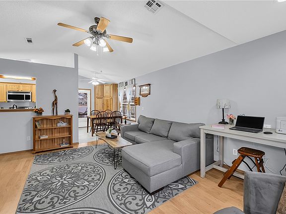 2nd image of 1210 Spring St