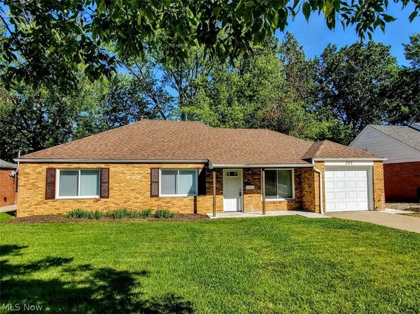589 Birch Dr, Euclid, OH 44132