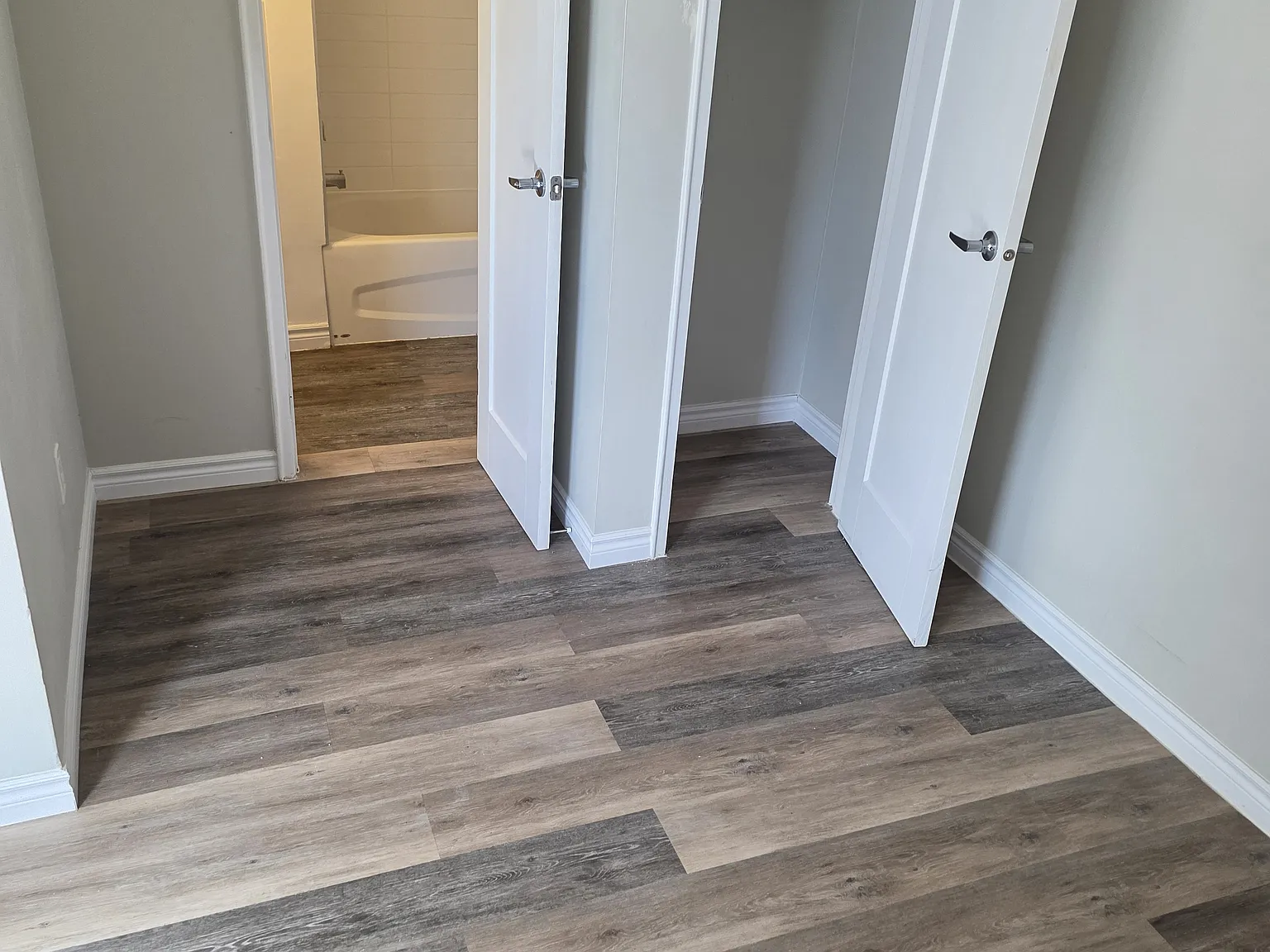 21 Stirling Avenue South Kitchener — Photo 3