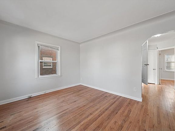 2nd image of 18627 Justine St