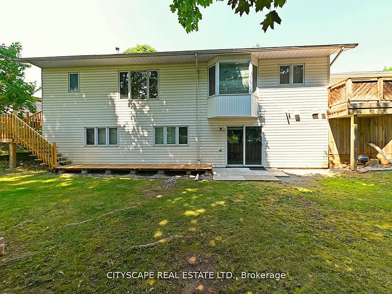 354 Plains Rd W — Photo 4