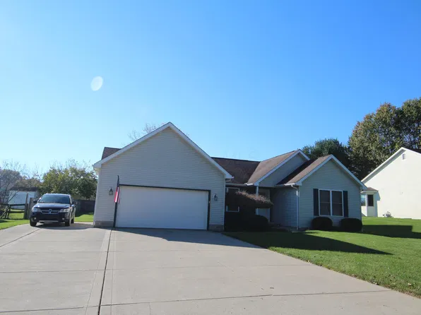 70 Zellers Ln SW, Etna, OH 43062