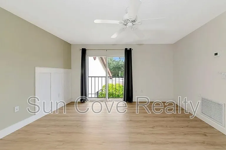 4518 Ascot Cir S — Photo 11