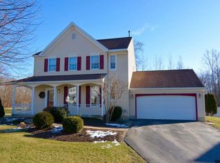 8 Rockrose Way, Malta, NY 12020