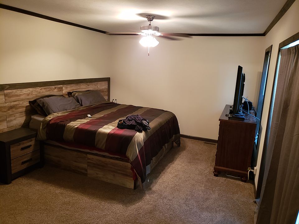 1st image of 3910 Emerald Park Dr