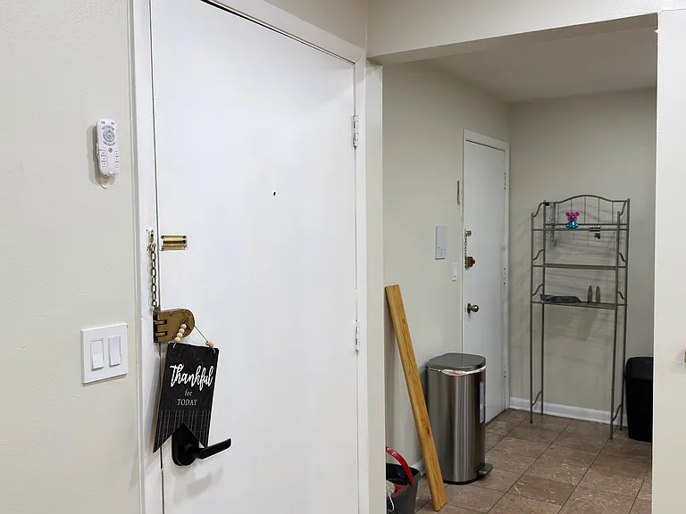 929 S Oak Park Ave #3 — Photo 4
