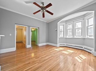 395 Lexington St APT 3, Auburndale, MA 02466