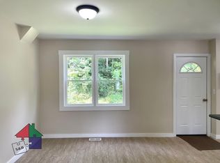 423 N Main St #3, Northfield, VT 05663