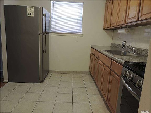 3rd image of 212-11 41st Ave