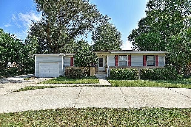 1st image of 4070 Bayou Blvd