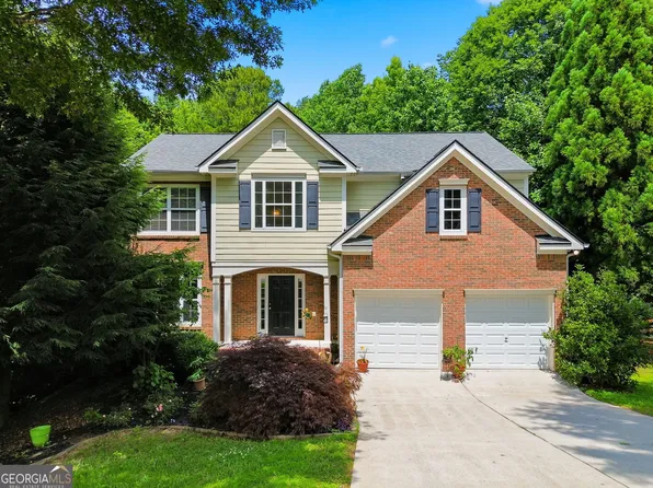 352 Park Creek Rdg, Woodstock, GA 30188