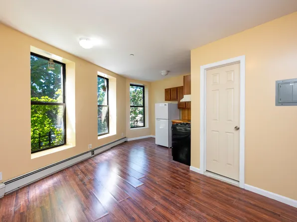 14 Convent Avenue image 1 of 7