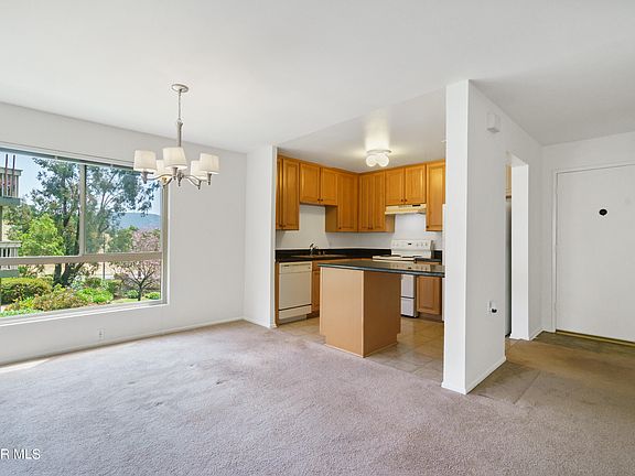 3rd image of 801 Pinetree Cir APT 27