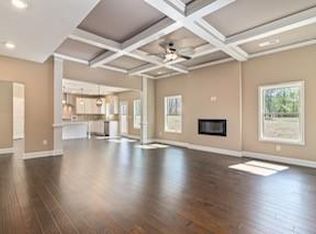 90 Grassy Springs Ct, Oxford, GA 30054