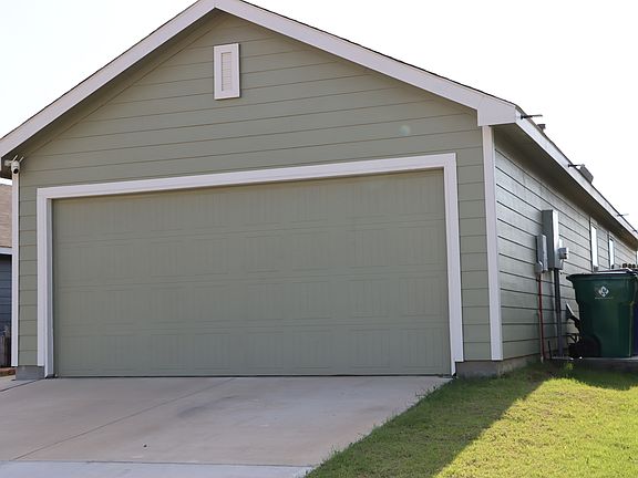 3rd image of 3330 Beckwith Way