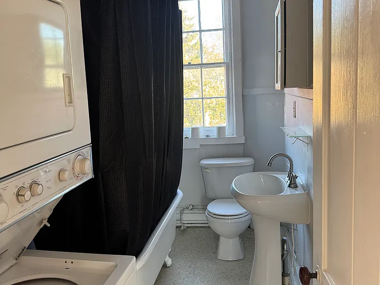 31 E 2nd St #3 — Photo 13